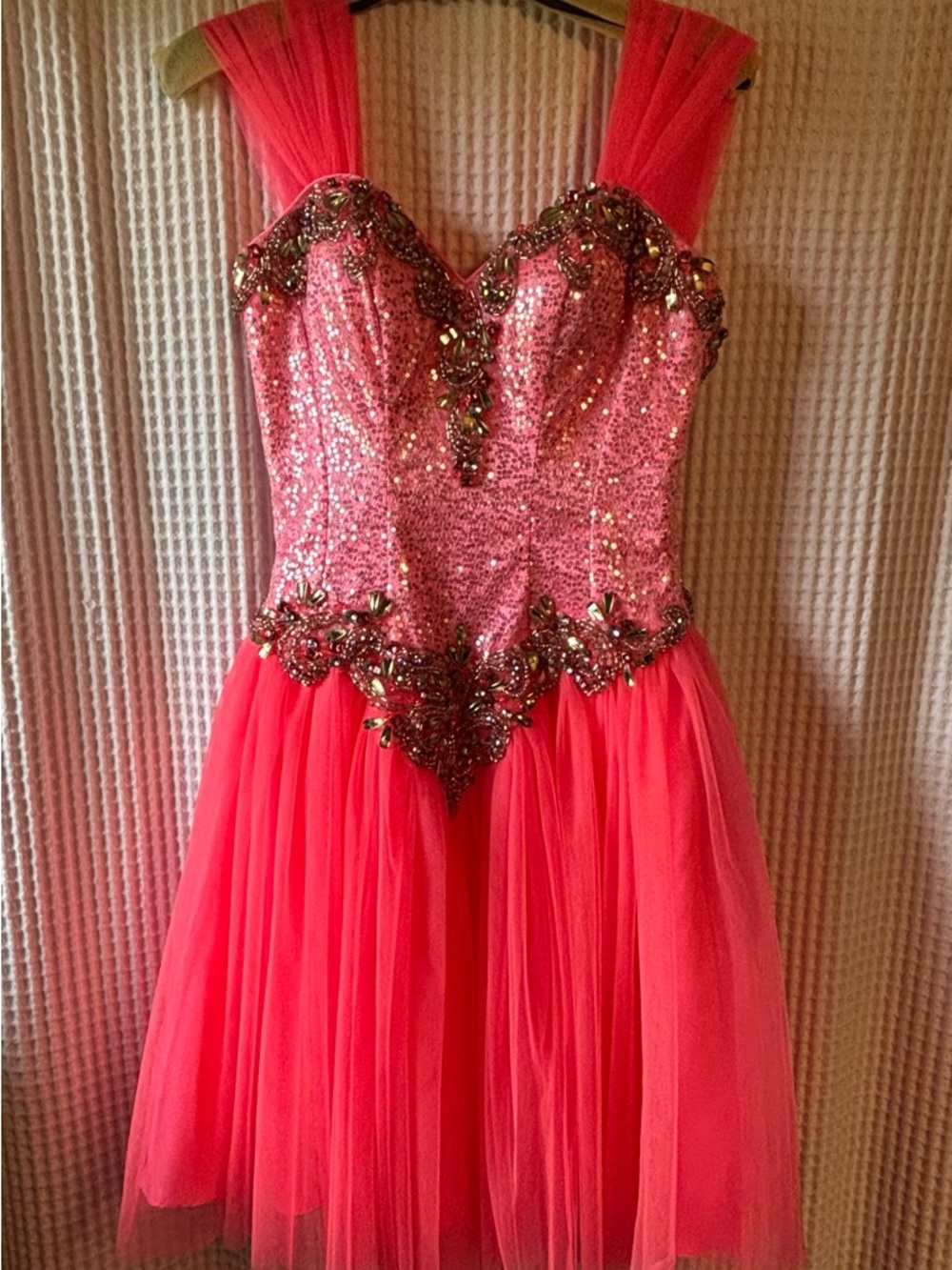 NEW Mac Duggal Coral Pink Sequin Tulle Prom Dress, Cocktail Length, Back Lace